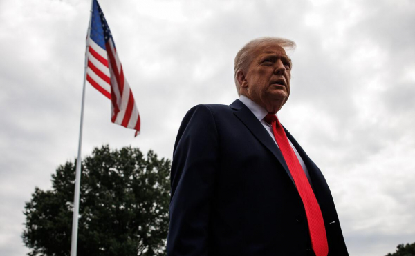 Read more about the article Трамп обвинил левых радикалов в «демонизации», повлекшей убийство Кирка