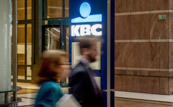 Read more about the article Bloomberg узнал о потенциальном появлении нового крупного банка в Европе
