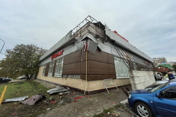 
Гладков заявил о 12 раненых после атак ВСУ на Белгород и пригород
