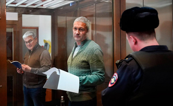КС разрешил изымать у родственников коррупционеров единственное жилье
КС разрешил изымать у родственников коррупционеров единственное жилье